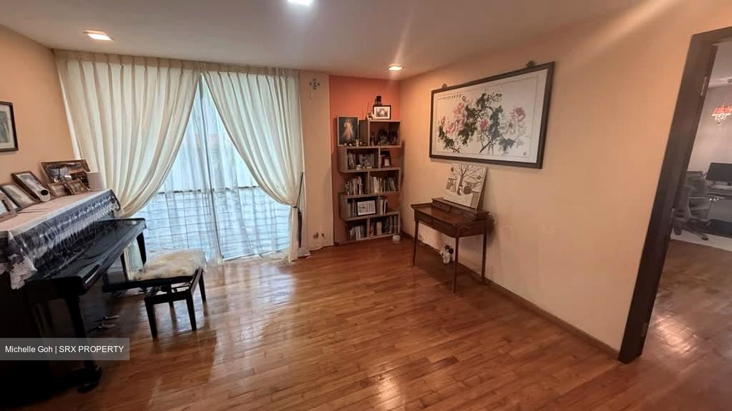 Mandarin Park (D21), Terrace #573803521
